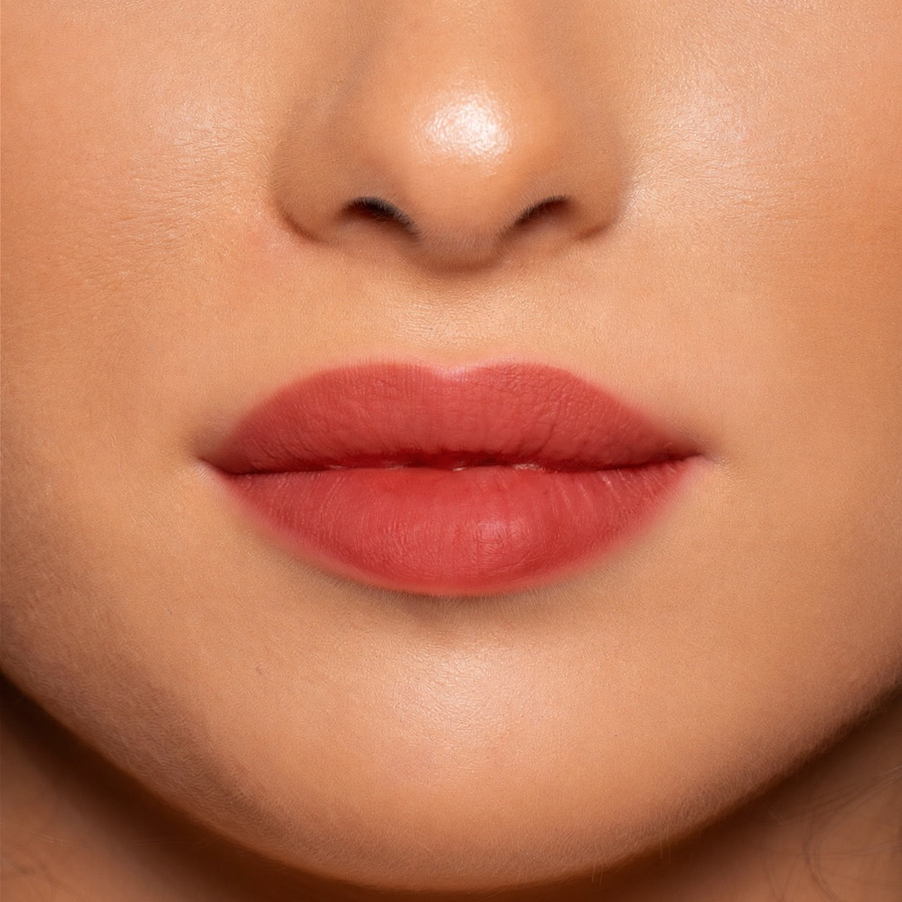 Voilà Lip Stain Masque